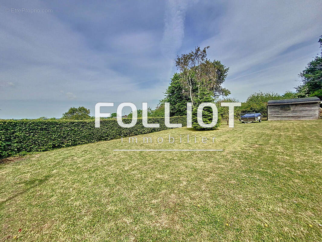 Maison à SAINT-PIERRE-D&#039;ARTHEGLISE