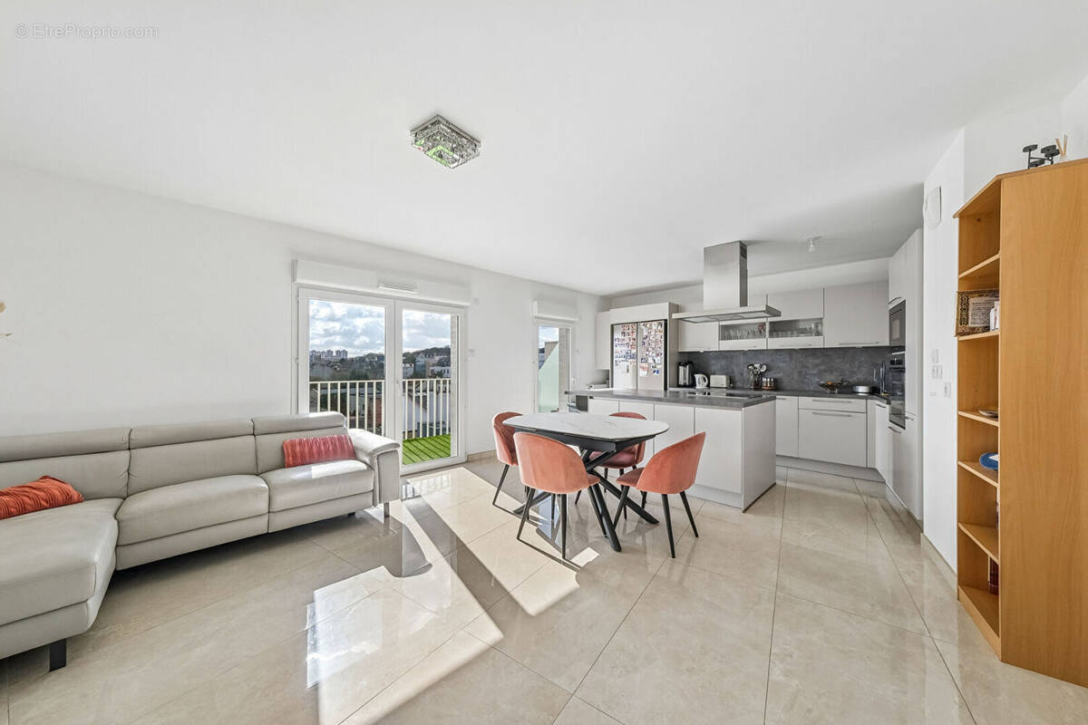 Appartement à ROMAINVILLE