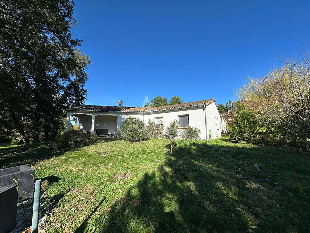 Maison à MONTASTRUC-LA-CONSEILLERE