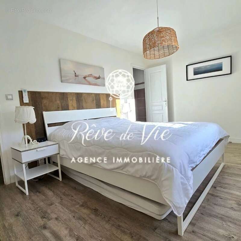 Maison à BORMES-LES-MIMOSAS