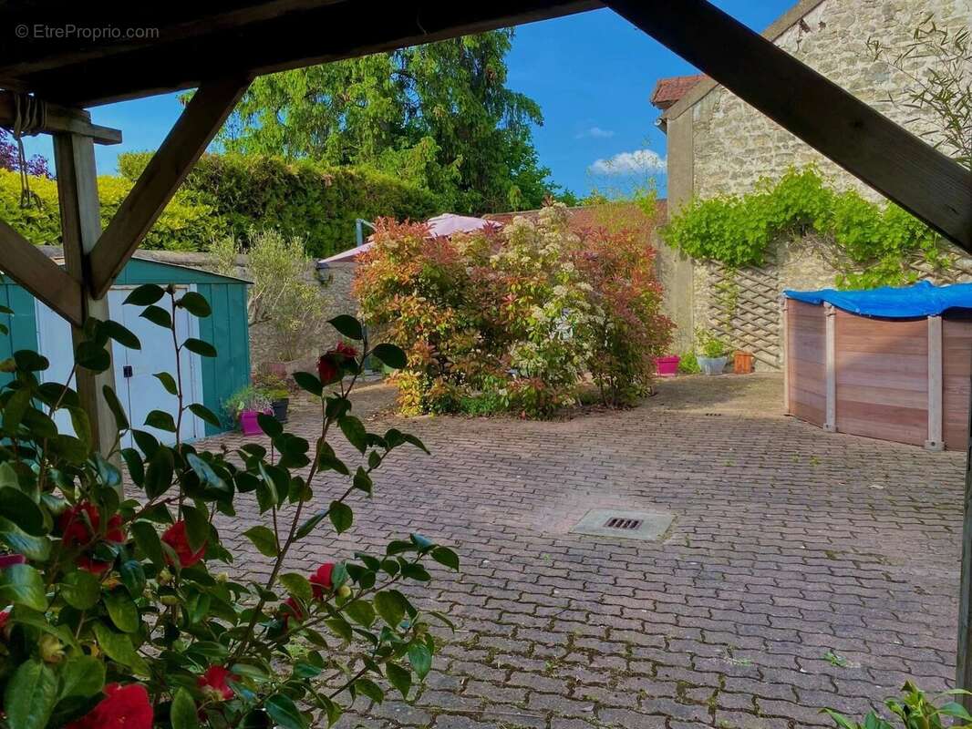 Maison à MANTES-LA-JOLIE