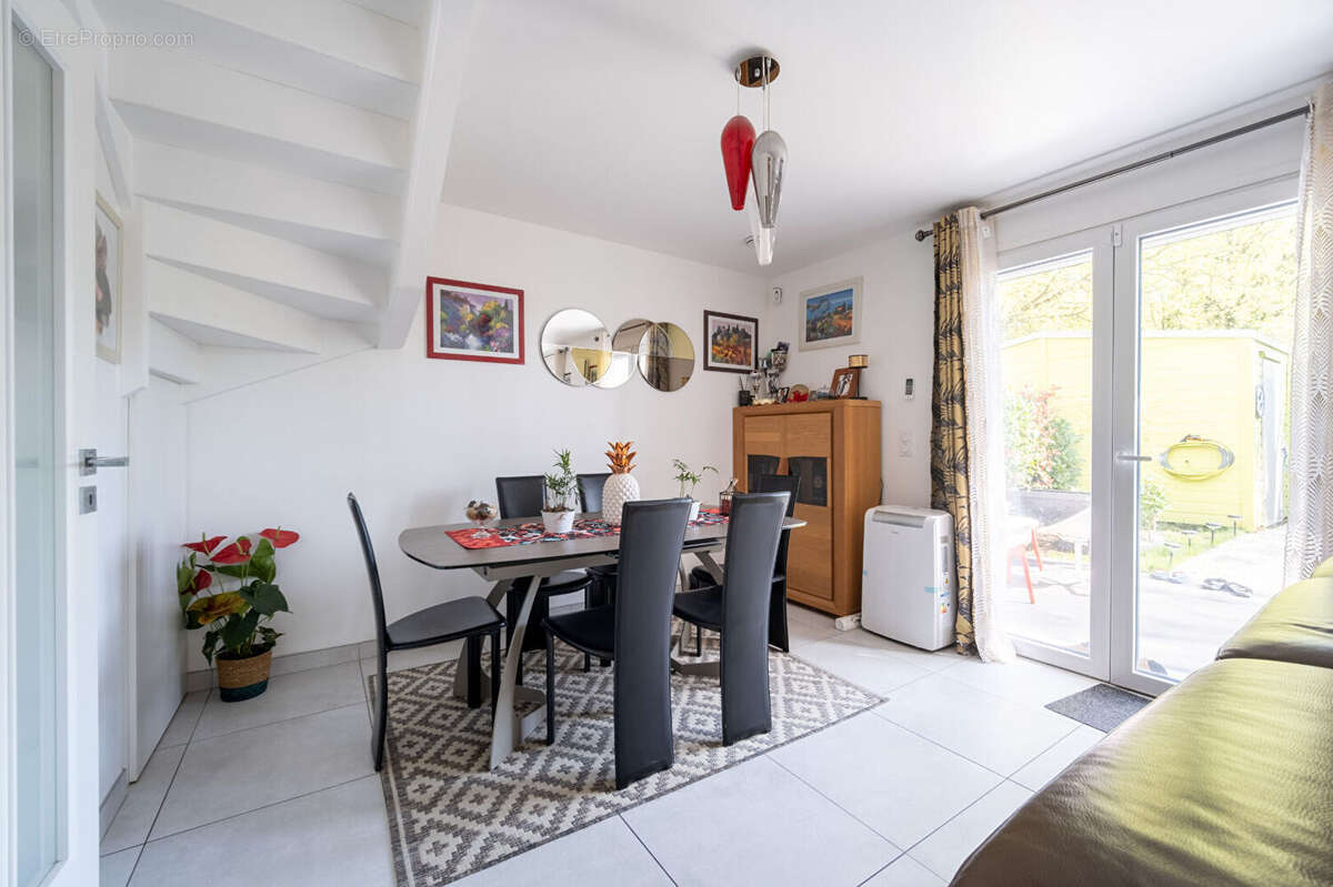 Maison à VILLENEUVE-SAINT-GEORGES