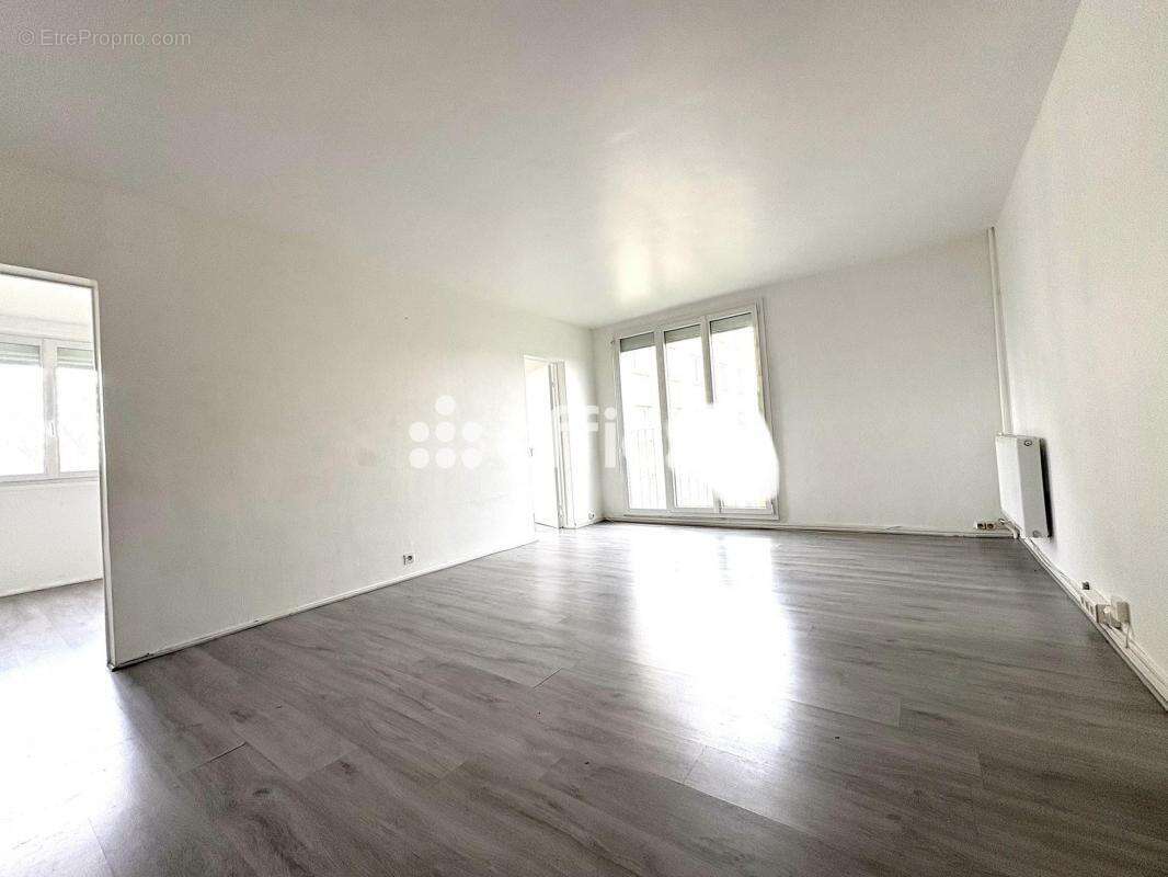 Appartement à TAVERNY