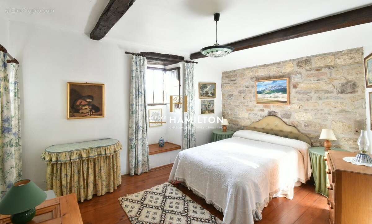 Maison à CORDES-SUR-CIEL