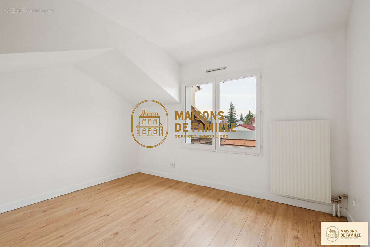 Maison à LE PORT-MARLY