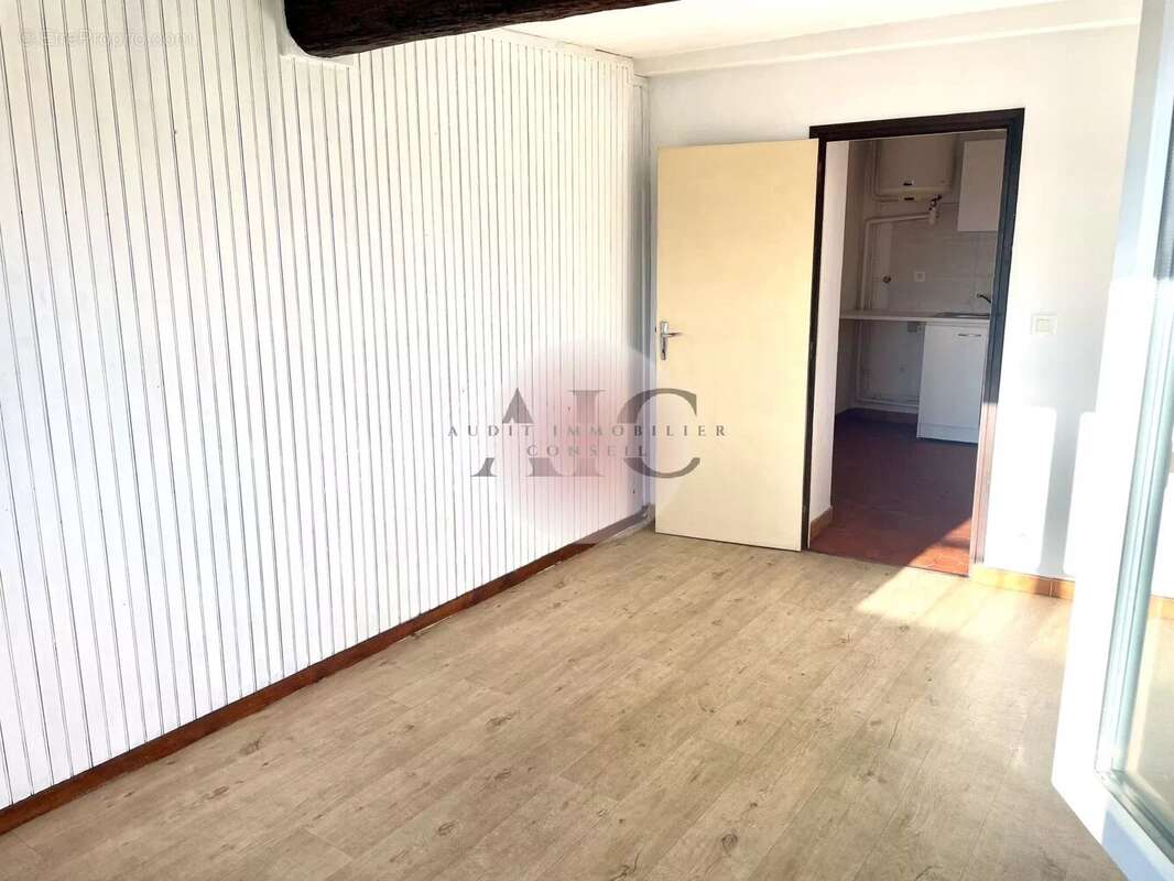 Appartement à FAYENCE