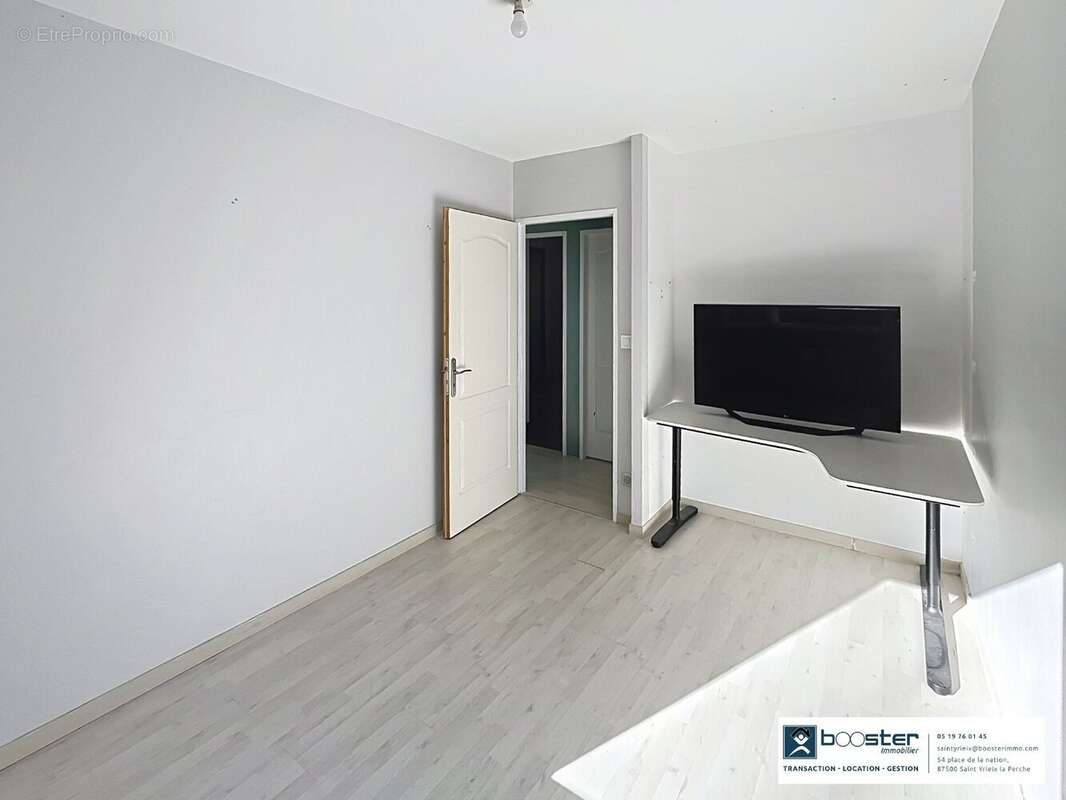 Maison à BONNAC-LA-COTE