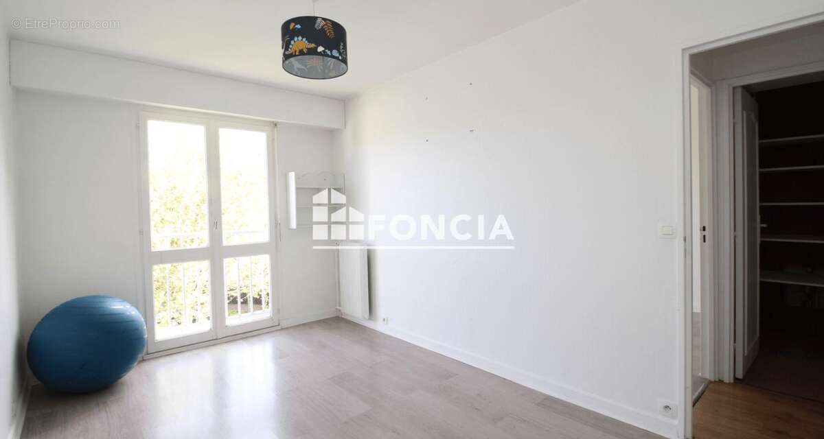 Appartement à CHATENAY-MALABRY