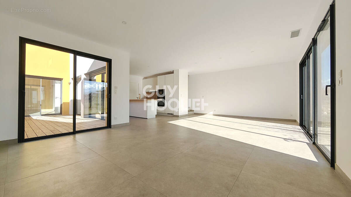 Maison à SAINT-CYPRIEN