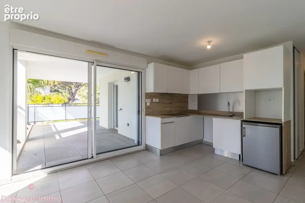 Appartement 3 pièces 57 m² à vendre à Cavalaire-Sur-Mer (83240) - photo 6