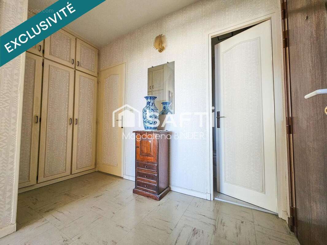 Photo 8 - Appartement à RIS-ORANGIS