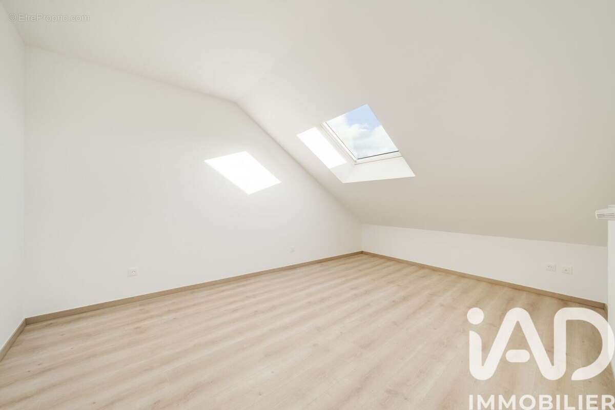 Photo 8 - Appartement à HEILLECOURT