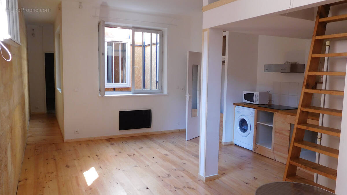 Appartement à BORDEAUX