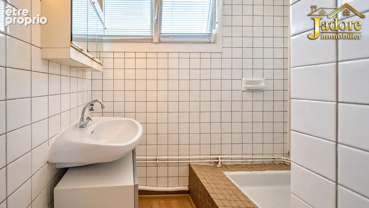 Maison vue dominante - photo 17