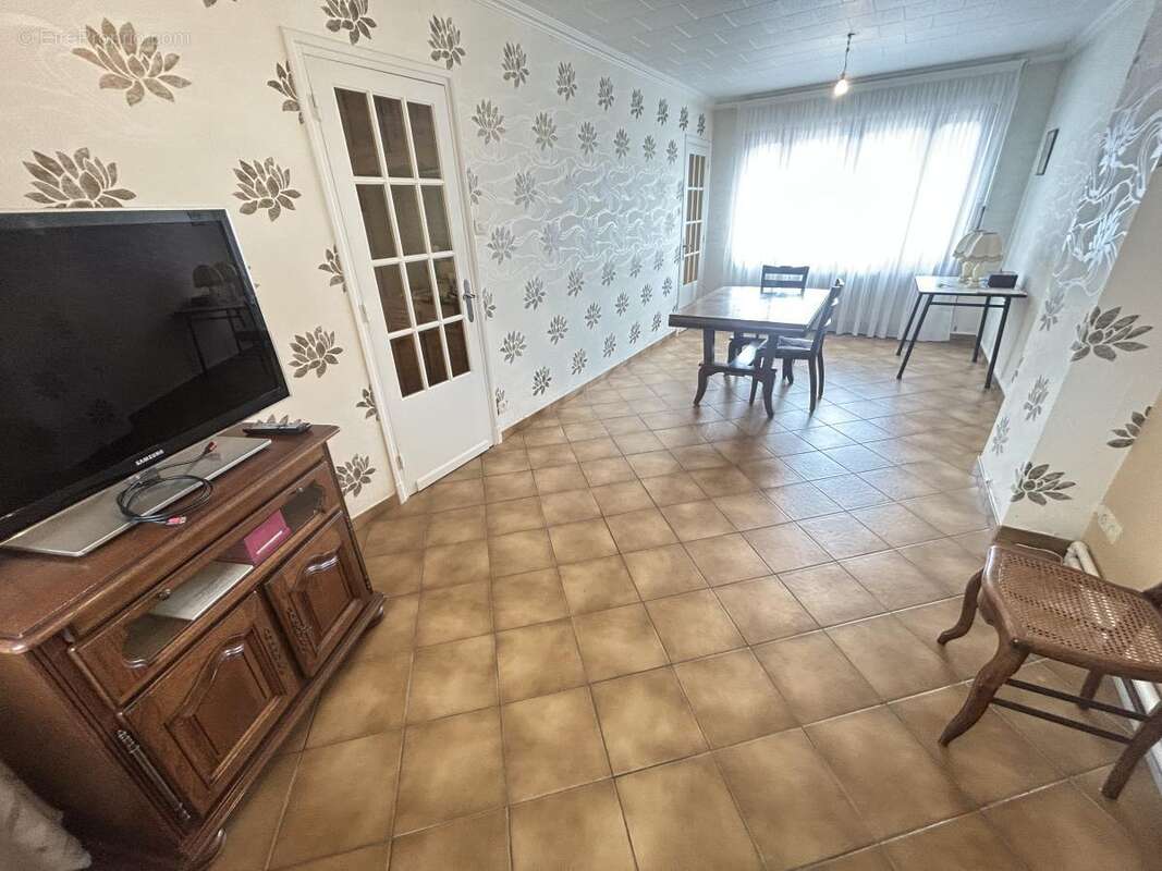 Maison 88 m² à Cambrai  - photo 2