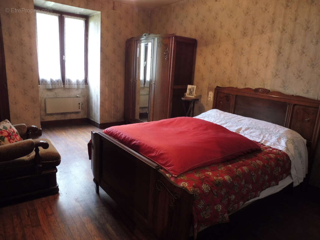 Maison à BOUTEILLES-SAINT-SEBASTIEN