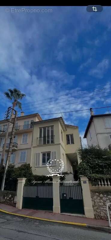 Appartement à CANNES