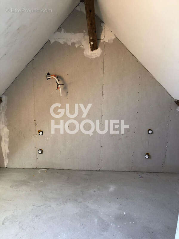 À vendre à TOURNAN, maison 228 m². - photo 5