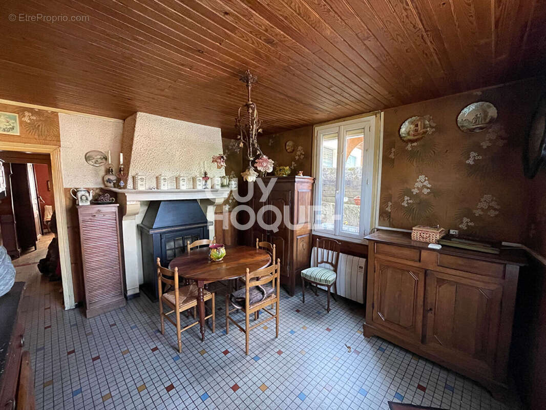 Maison à PARENTIS-EN-BORN