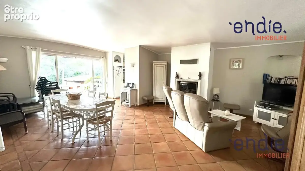 Maison 4 pièces 142 m² à vendre à Lorgues (83510) - photo 4