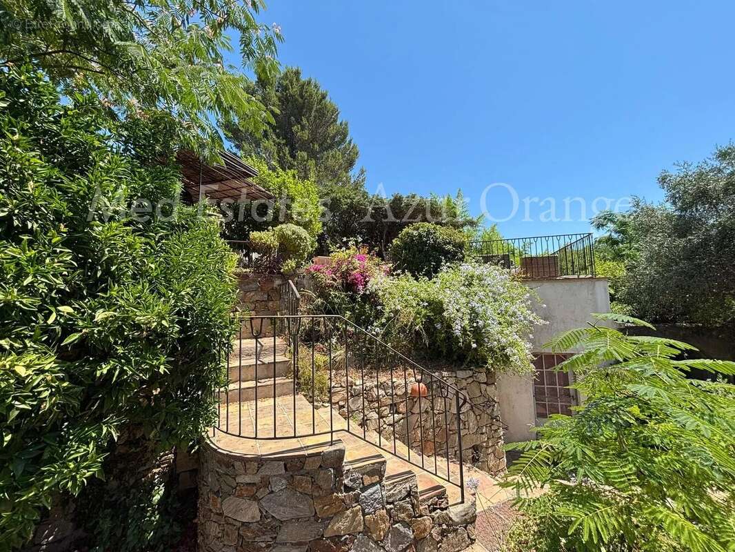 Maison à GRIMAUD