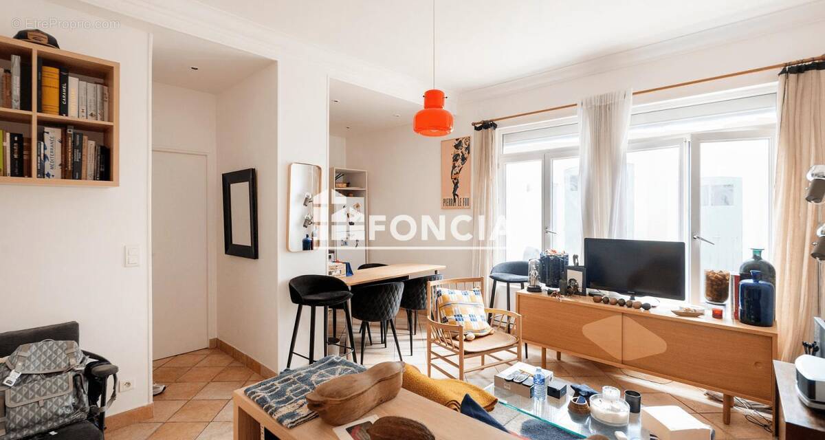 Appartement à PARIS-9E