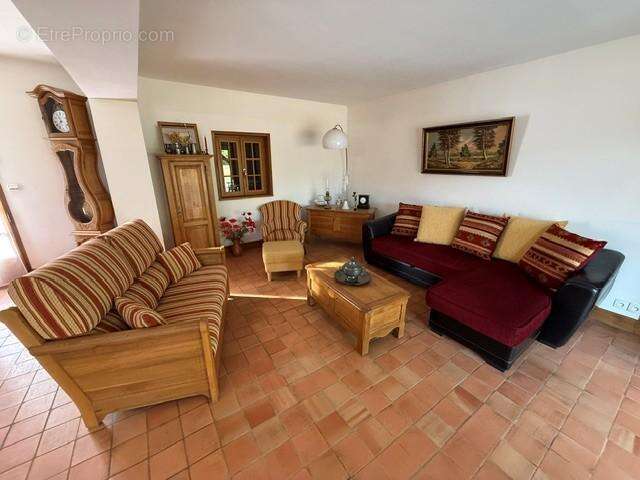 Maison 85 m² à Tordouet  - photo 4