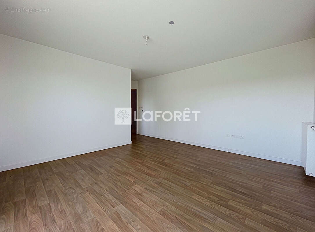 Appartement à CHENNEVIERES-SUR-MARNE