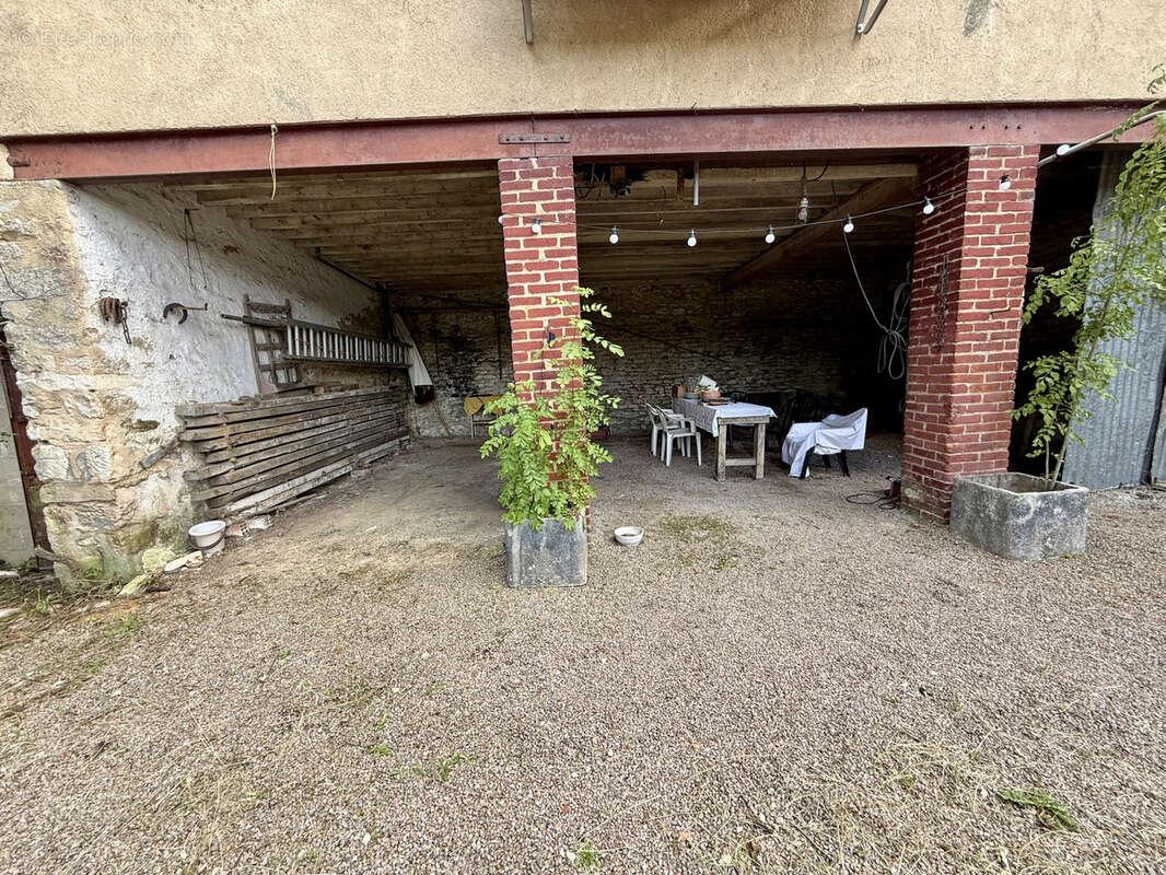 Maison avec vue dégagée entre Vézelay et Avallon - photo 3