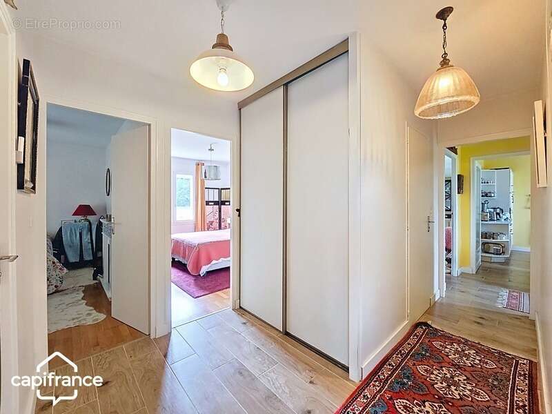 Thouars- maison de plain-pied de 130m2 - photo 9
