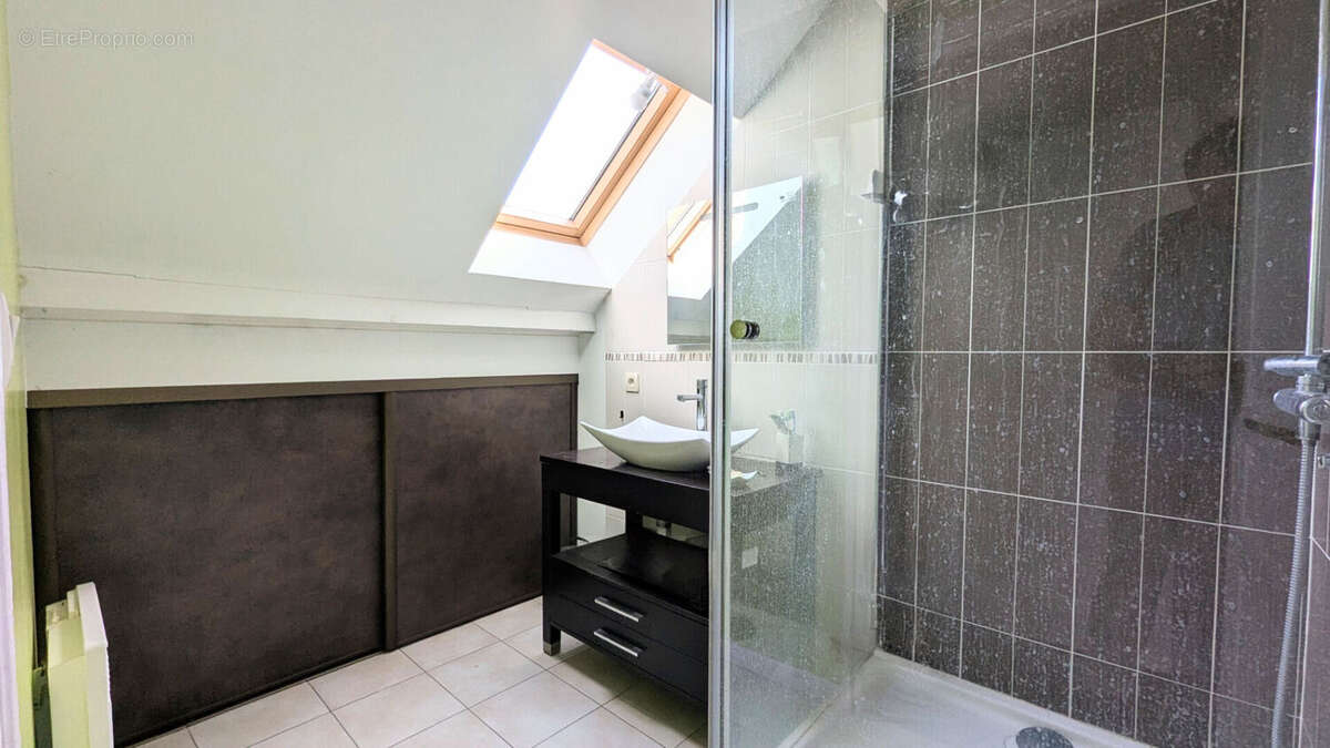 Appartement Saint Denis 2 pièce(s) 46,76 m2 - photo 8