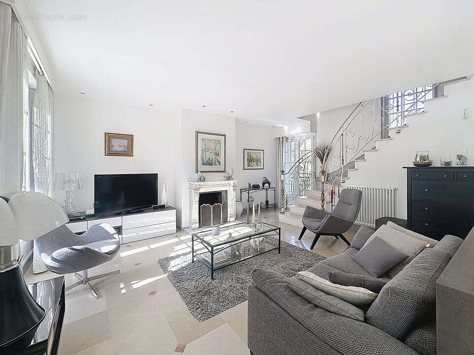 Maison à LE PLESSIS-TREVISE