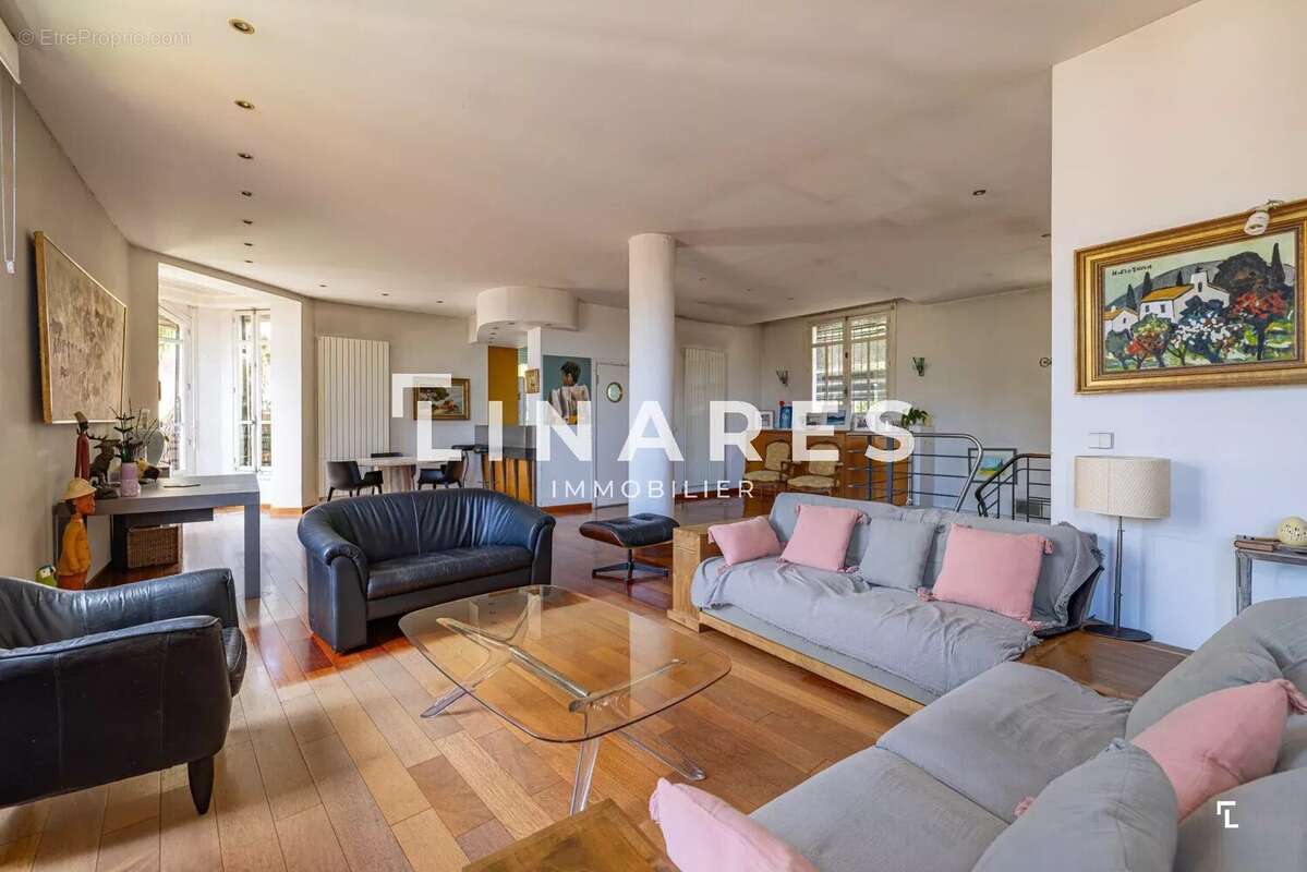 Maison à MARSEILLE-7E