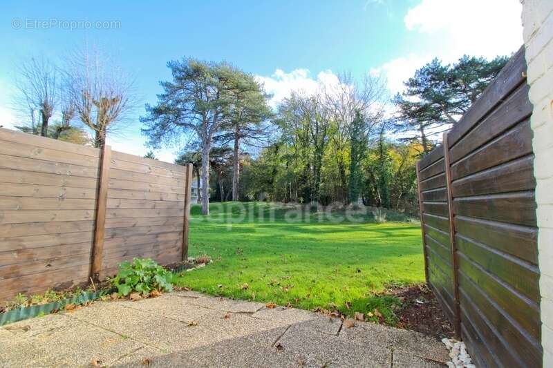 Appartement à NESLES