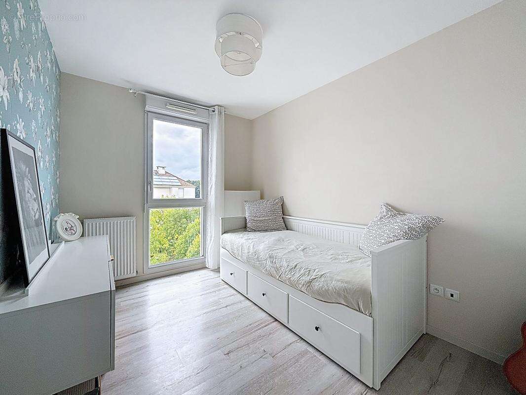 Appartement à MONTIGNY-LE-BRETONNEUX