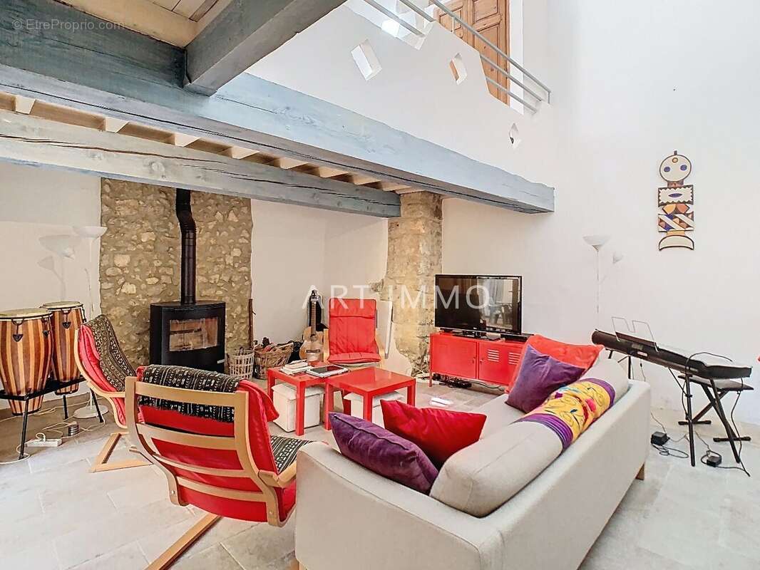 Maison à ROBION