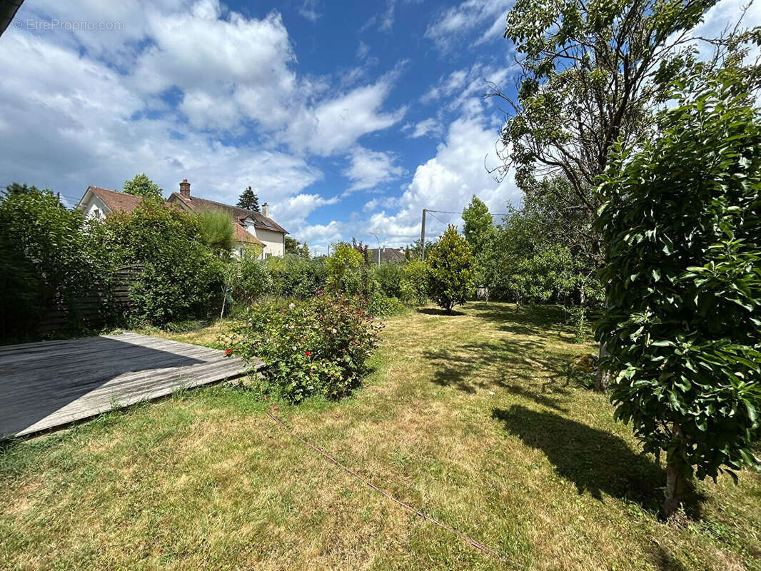 Maison à MONTIGNY-SUR-LOING