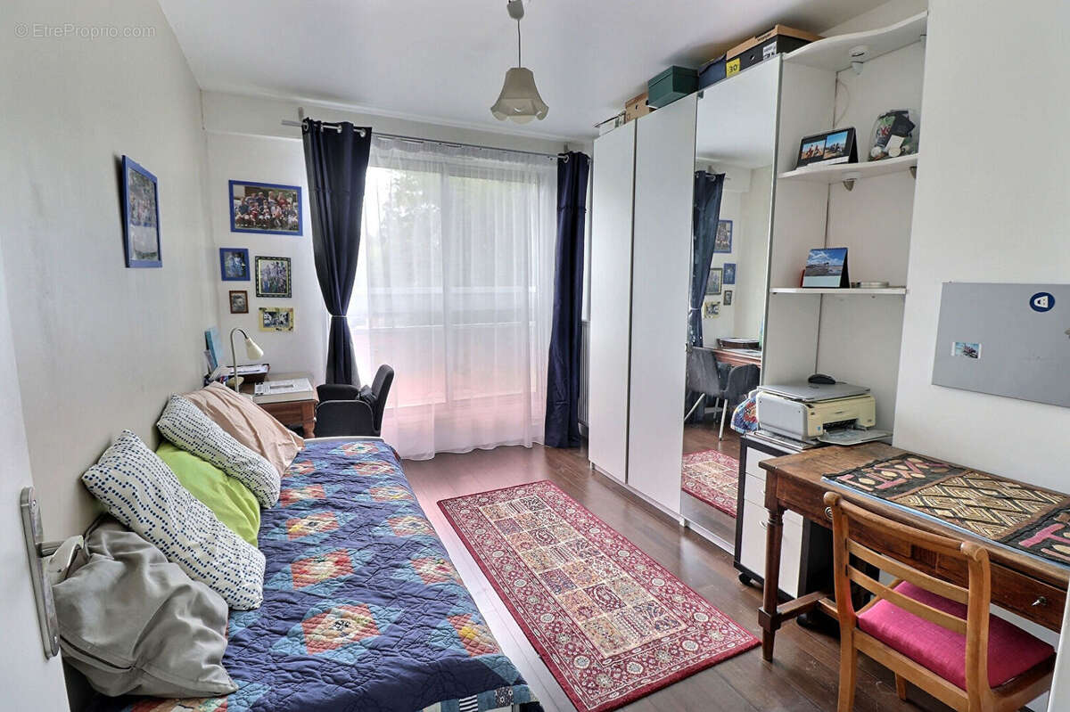 Appartement à MAREIL-MARLY