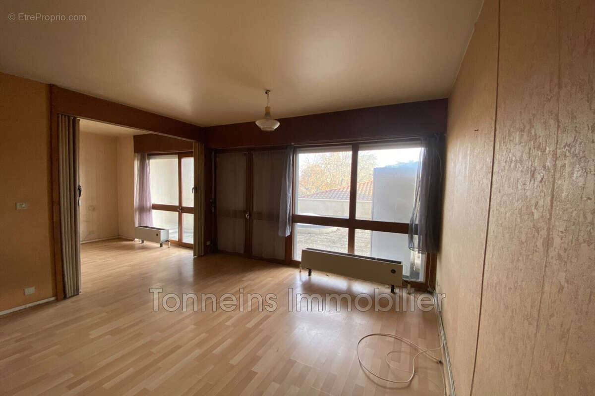 Appartement 34 m² à Tonneins  - photo 2
