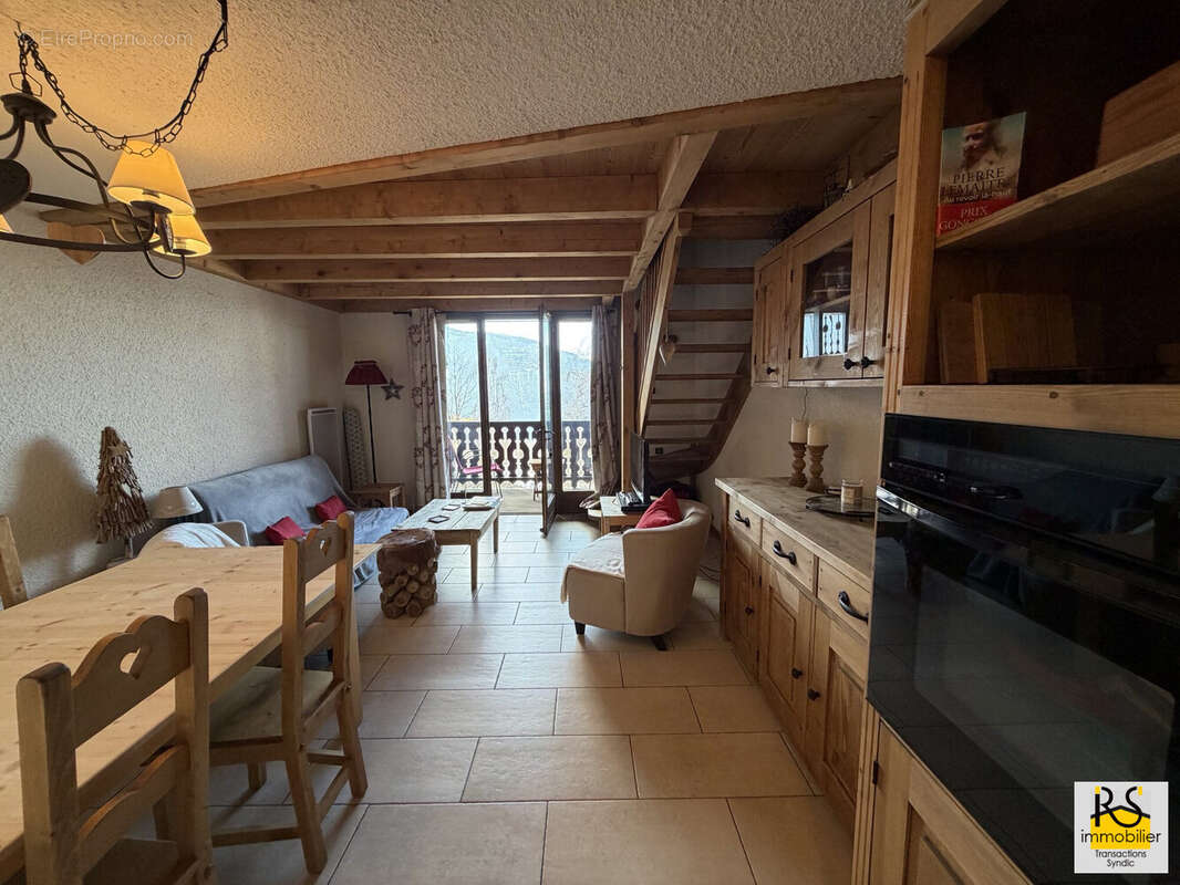 Appartement à ARACHES-LA-FRASSE