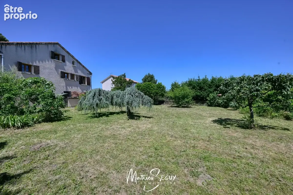 Grande maison P7 sur un grand terrain au coeur de SAINT JEAN DE TOUSLAS - photo 15