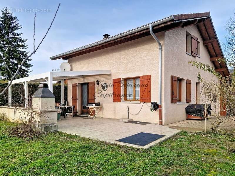 Maison à CONTAMINE-SUR-ARVE