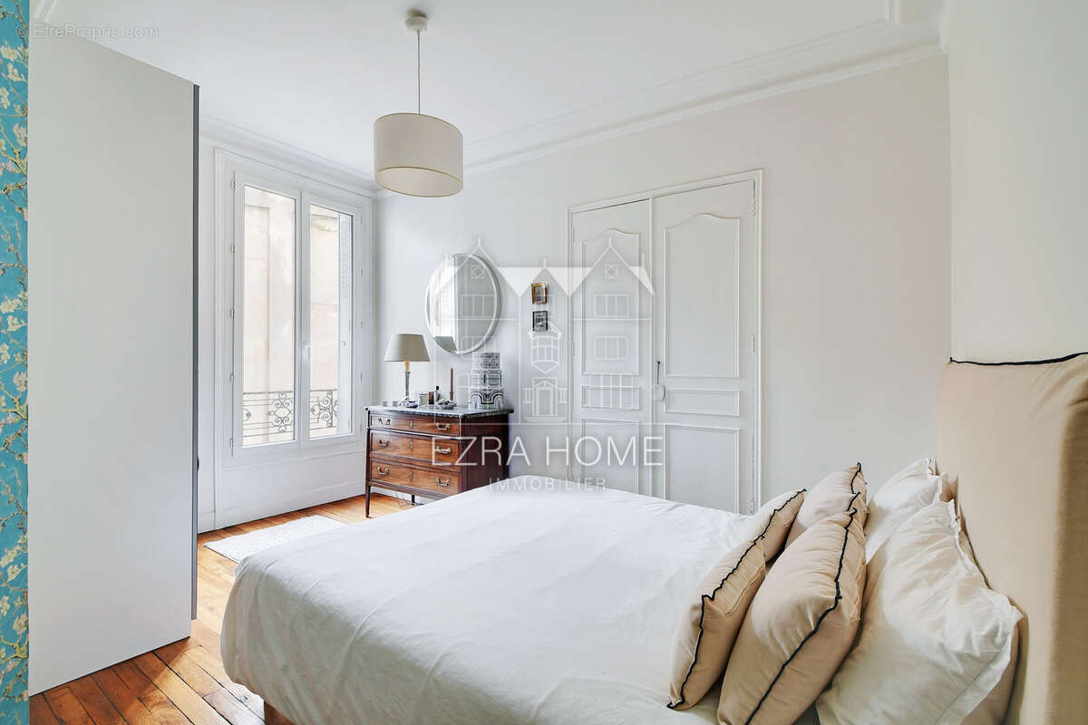 Appartement à PARIS-10E