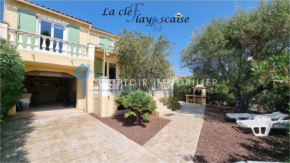 VAR (83) - À VENDRE - VIDAUBAN - Villa 3 chambres dans un domaine hôtelier sécurisé - photo 4