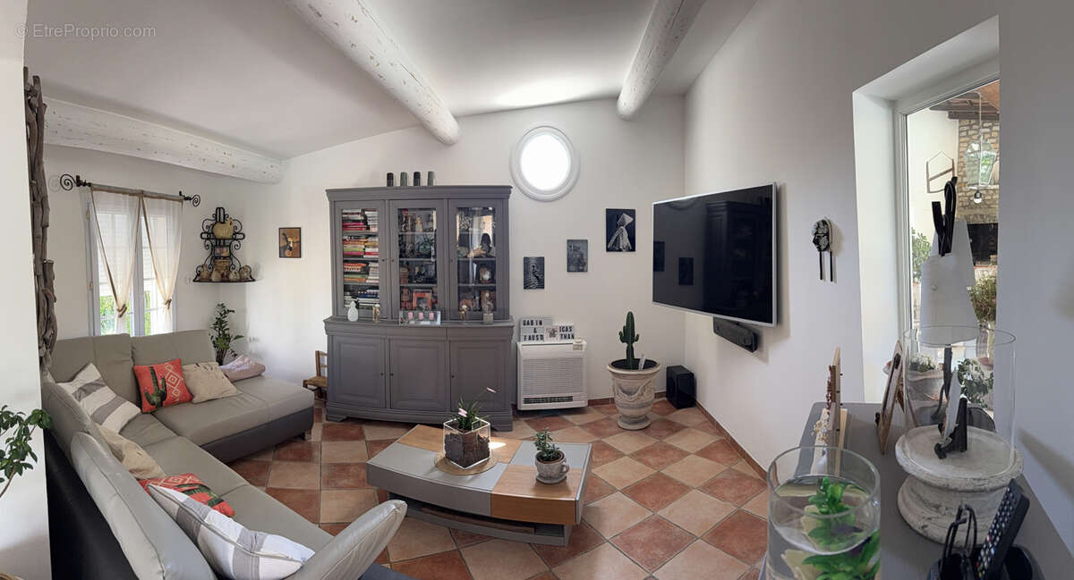 Maison à BOLLENE