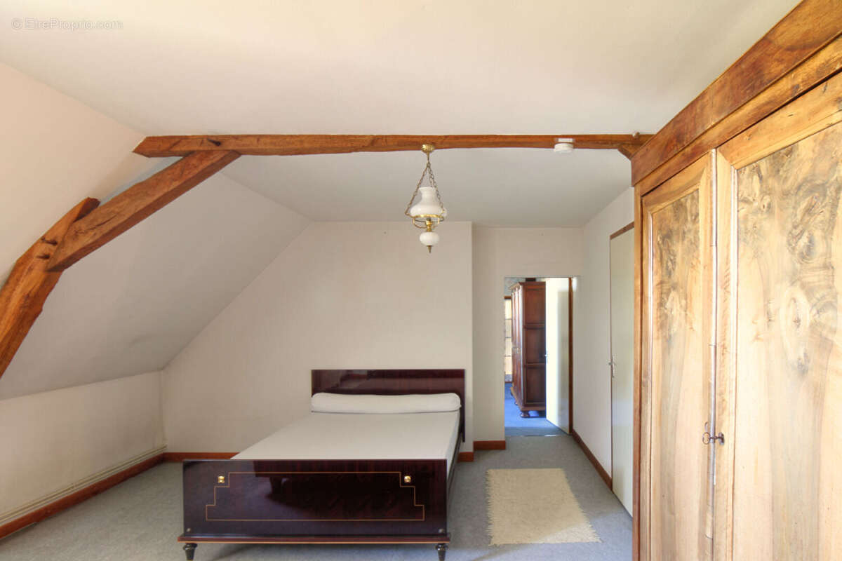 Maison à MAZE