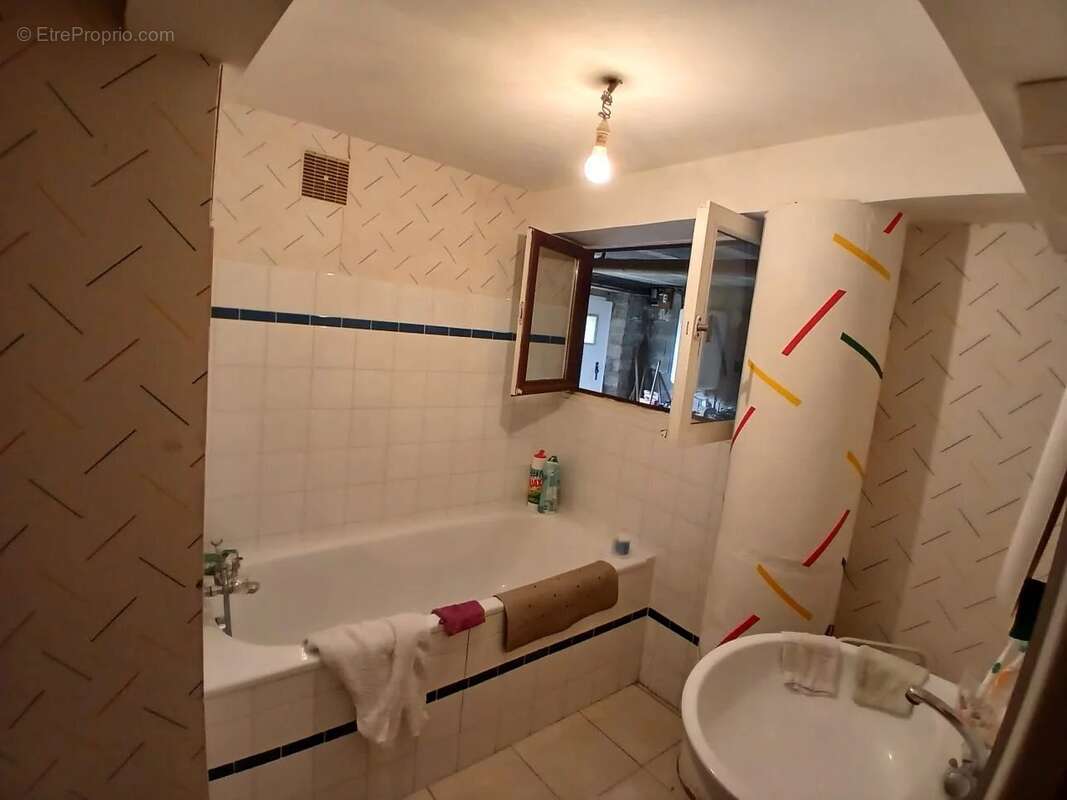 Maison à SAINT-AGATHON