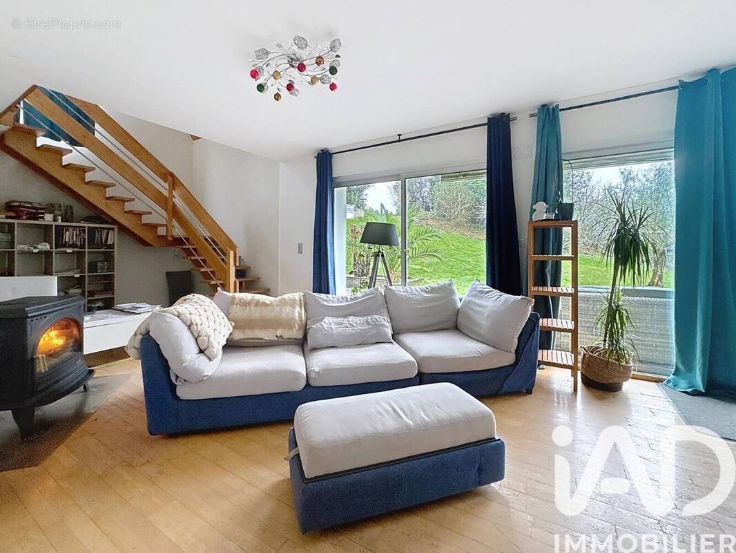 Photo 1 - Maison à PLONEOUR-LANVERN