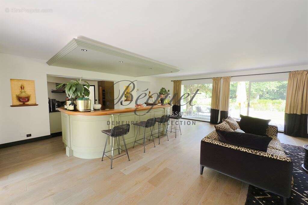 Maison à MONTFORT-L&#039;AMAURY