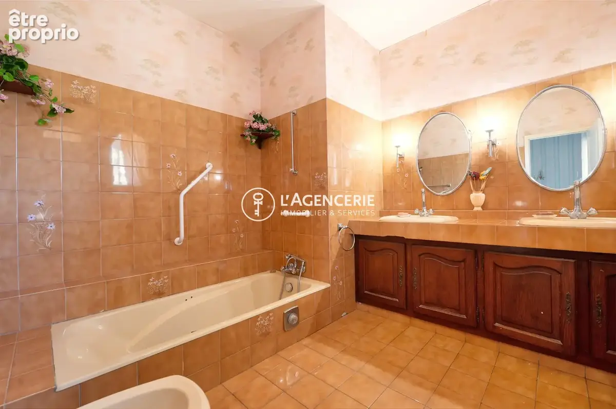 Maison 6 pièces 206 m² à vendre à Albi (81000) - photo 8
